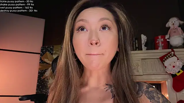 Snapshot of im_casey chatting on 11, 12, 2024 im casey online show from 11, 12, 2024