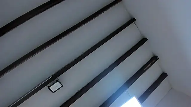 Oriana Guzman online show from 23, 2, 2025