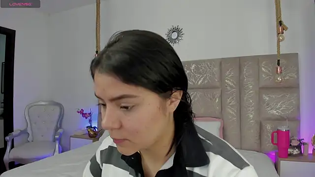 Oriana Guzman online show from 31, 7, 2026