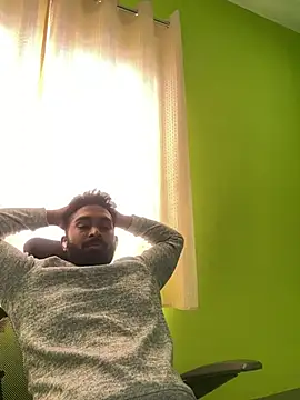 Handsomehunk 4U online show from 11, 12, 2024