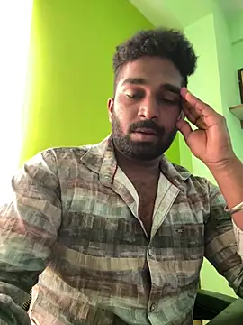 Handsomehunk 4U online show from 1, 2, 2025