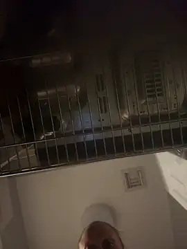 Snapshot of SexyB214 chatting on 5, 3, 2025 SexyB214 online show from 5, 3, 2025