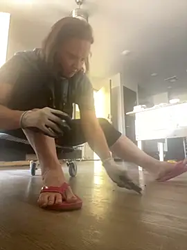 Snapshot of SexyB214 chatting on 21, 10, 2025 SexyB214 online show from 21, 10, 2025