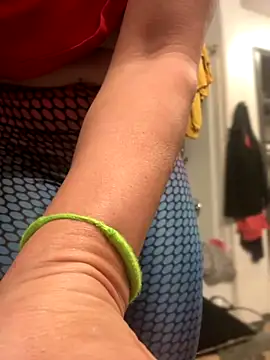 Snapshot of SexyB214 chatting on 20, 11, 2025 SexyB214 online show from 20, 11, 2025