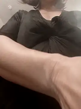 Snapshot of SexyB214 chatting on 15, 12, 2025 SexyB214 online show from 15, 12, 2025