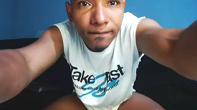 Snapshot of Grandeygruesa1 chatting on 29, 11, 2025 Grandeygruesa1 online show from 29, 11, 2025