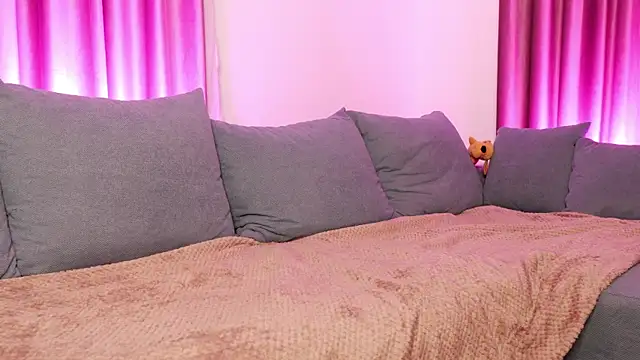 Snapshot of BaayBee__ chatting on 23, 11, 2025 BaayBee online show from 23, 11, 2025