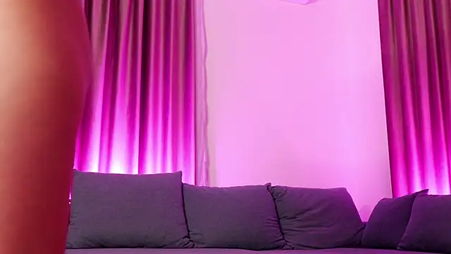 Snapshot of BaayBee__ chatting on 26, 11, 2025 BaayBee online show from 26, 11, 2025