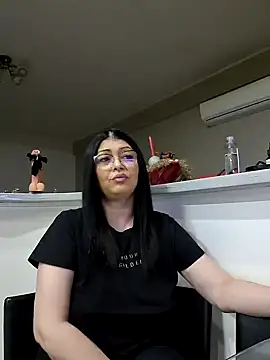 Snapshot of Milf_Abigail chatting on 10, 2, 2025 Milf Abigail online show from 10, 2, 2025