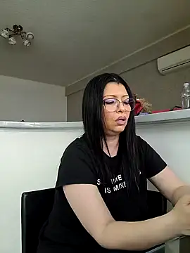 Snapshot of Milf_Abigail chatting on 19, 2, 2025 Milf Abigail online show from 19, 2, 2025