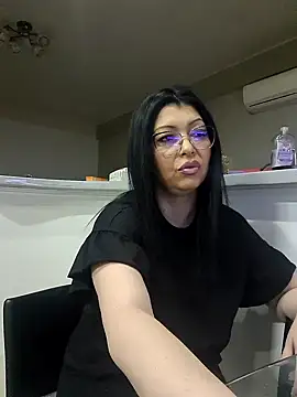 Snapshot of Milf_Abigail chatting on 8, 3, 2025 Milf Abigail online show from 8, 3, 2025