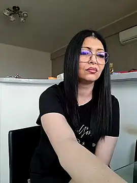 Snapshot of Milf_Abigail chatting on 16, 3, 2025 Milf Abigail online show from 16, 3, 2025