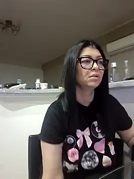 Snapshot of Milf_Abigail chatting on 30, 10, 2025 Milf Abigail online show from 30, 10, 2025