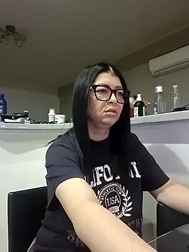 Snapshot of Milf_Abigail chatting on 1, 11, 2025 Milf Abigail online show from 1, 11, 2025