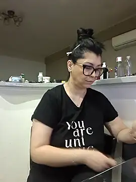 Snapshot of Milf_Abigail chatting on 3, 11, 2025 Milf Abigail online show from 3, 11, 2025