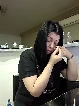 Snapshot of Milf_Abigail chatting on 10, 11, 2025 Milf Abigail online show from 10, 11, 2025