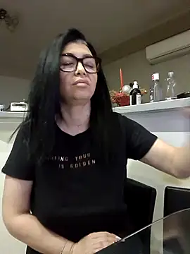 Snapshot of Milf_Abigail chatting on 17, 11, 2025 Milf Abigail online show from 17, 11, 2025