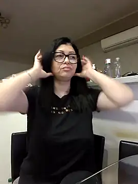 Snapshot of Milf_Abigail chatting on 20, 12, 2025 Milf Abigail online show from 20, 12, 2025