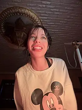 Snapshot of ORLA86 chatting on 25, 9, 2025 ORLA86 online show from 25, 9, 2025