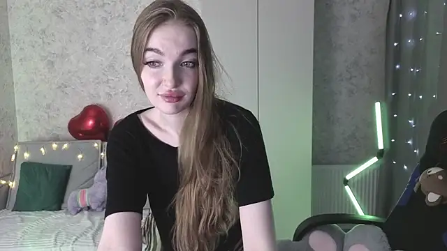 LissaCain online show from 11, 4, 2026