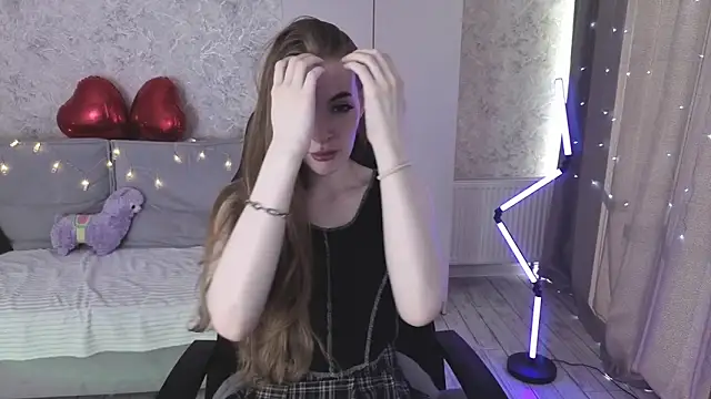 LissaCain online show from 14, 4, 2026