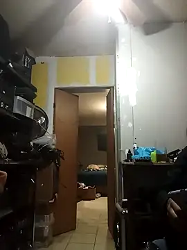 Snapshot of AlanDickson chatting on 24, 12, 2024 AlanDickson online show from 24, 12, 2024