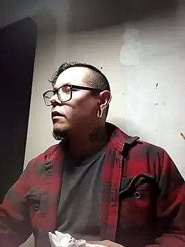 Snapshot of AlanDickson chatting on 26, 1, 2025 AlanDickson online show from 26, 1, 2025