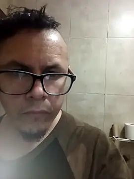 Snapshot of AlanDickson chatting on 23, 2, 2025 AlanDickson online show from 23, 2, 2025