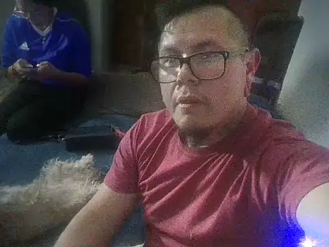 Snapshot of AlanDickson chatting on 4, 3, 2025 AlanDickson online show from 4, 3, 2025