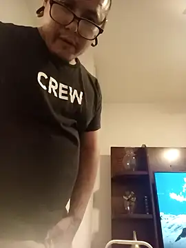 Snapshot of AlanDickson chatting on 8, 3, 2025 AlanDickson online show from 8, 3, 2025