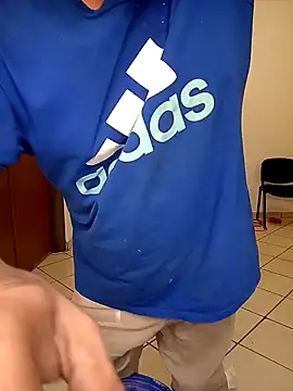 Snapshot of AlanDickson chatting on 17, 9, 2025 AlanDickson online show from 17, 9, 2025