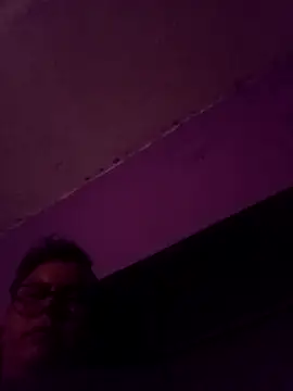 Snapshot of AlanDickson chatting on 9, 10, 2025 AlanDickson online show from 9, 10, 2025