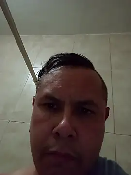 Snapshot of AlanDickson chatting on 24, 10, 2025 AlanDickson online show from 24, 10, 2025