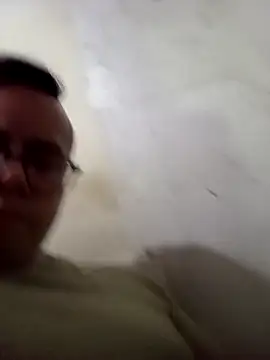 Snapshot of AlanDickson chatting on 8, 11, 2025 AlanDickson online show from 8, 11, 2025