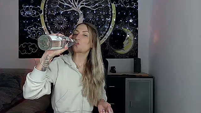 SexxyLiviaa online show from 18, 12, 2025