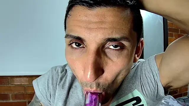 Marck Muscle online show from 30, 12, 2024