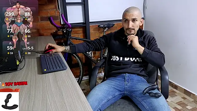 Snapshot of Marck_Muscle chatting on 29, 11, 2025 Marck Muscle online show from 29, 11, 2025