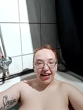 Isabella Geney online show from 22, 3, 2026