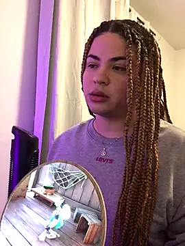 Snapshot of MelSaunders chatting on 6, 12, 2024 MelSaunders online show from 6, 12, 2024