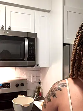 Snapshot of MelSaunders chatting on 9, 12, 2024 MelSaunders online show from 9, 12, 2024