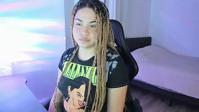 Snapshot of MelSaunders chatting on 22, 12, 2024 MelSaunders online show from 22, 12, 2024