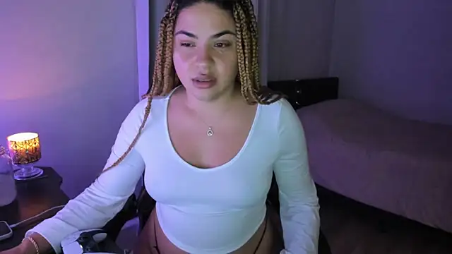 Snapshot of MelSaunders chatting on 24, 12, 2024 MelSaunders online show from 24, 12, 2024