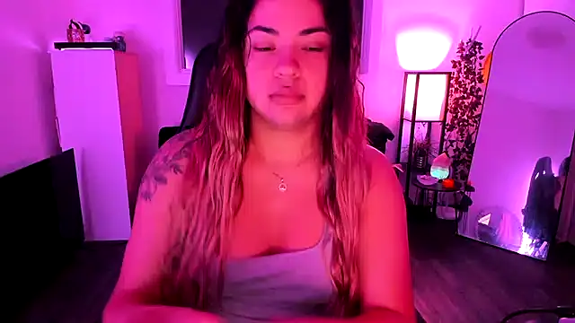 Snapshot of MelSaunders chatting on 22, 11, 2025 MelSaunders online show from 22, 11, 2025