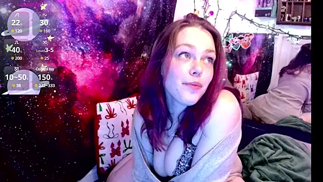 EverlyEster online show from 4, 2, 2025