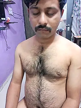 Snapshot of GlassBarge9 chatting on 5, 1, 2025 GlassBarge9 online show from 5, 1, 2025