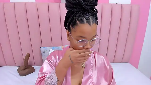 Snapshot of ISABELLA_020 chatting on 13, 2, 2025 ISABELLA 020 online show from 13, 2, 2025