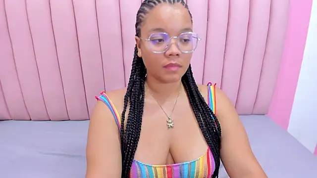 Snapshot of ISABELLA_020 chatting on 15, 3, 2025 ISABELLA 020 online show from 15, 3, 2025