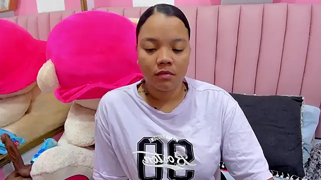 Snapshot of ISABELLA_020 chatting on 9, 9, 2025 ISABELLA 020 online show from 9, 9, 2025