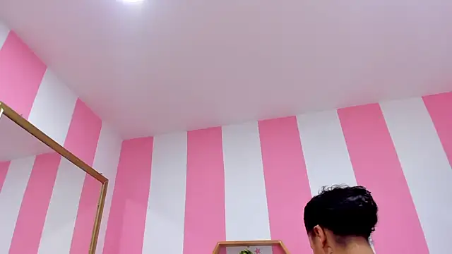 Snapshot of ISABELLA_020 chatting on 19, 9, 2025 ISABELLA 020 online show from 19, 9, 2025