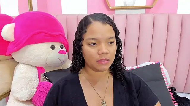 Snapshot of ISABELLA_020 chatting on 29, 11, 2025 ISABELLA 020 online show from 29, 11, 2025